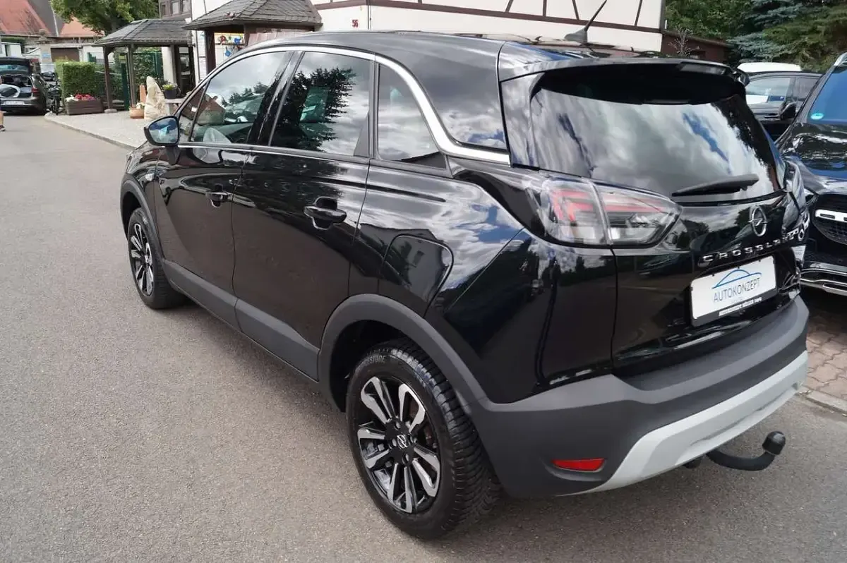 Gebraucht Opel Crossland Elegance 110 PS (80 kW) 2023 Schwarz SUV
