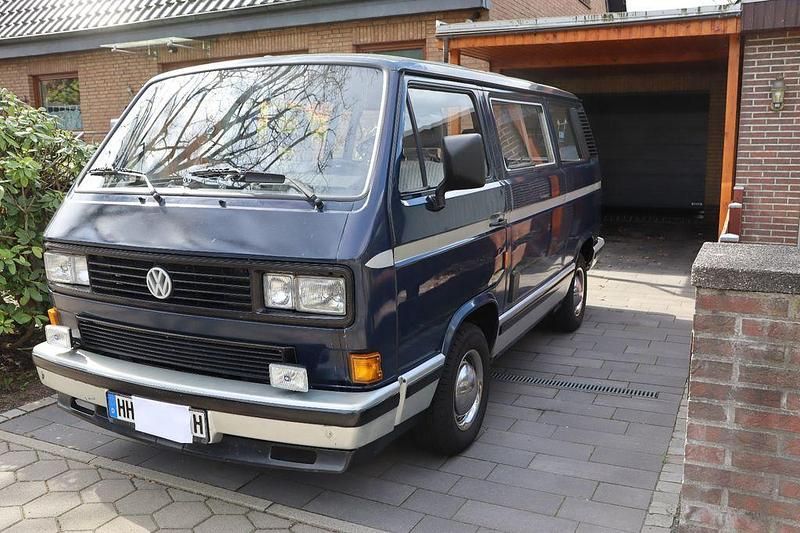 Usado VW Multivan 95 HP (69 kW) 1988 Azul Monovolume