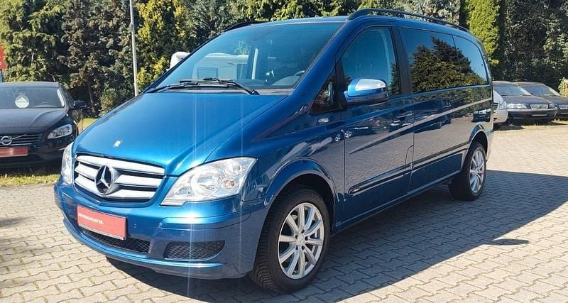 Blau Gebraucht 2012 Mercedes Viano Edition Van / Kleinbus | 18.990 € (Etwas zu teuer) - Bild 1/4