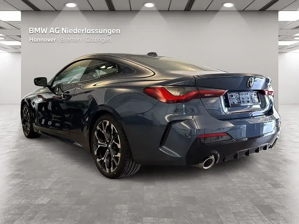 Gebraucht BMW 420 Coupé M Sport 184 PS (135 kW) 2025 Blau Coupé