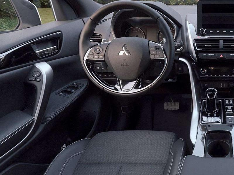 Gebraucht Mitsubishi Eclipse Cross Edition 98 PS (72 kW) 2024 Titanium grey SUV