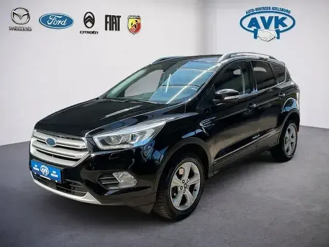 Używany Ford Kuga Titanium 179 KM (131 kW) 2018 Czarny SUV