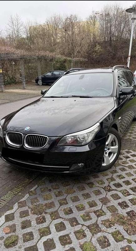Gebraucht BMW 530 Exclusive 235 PS (172 kW) 2008 Schwarz Kombi