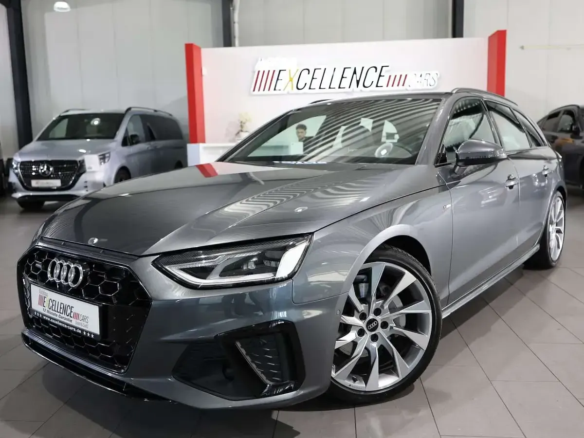 Gebraucht Audi A4 S-Line 204 PS (150 kW) 2023 Grau Kombi