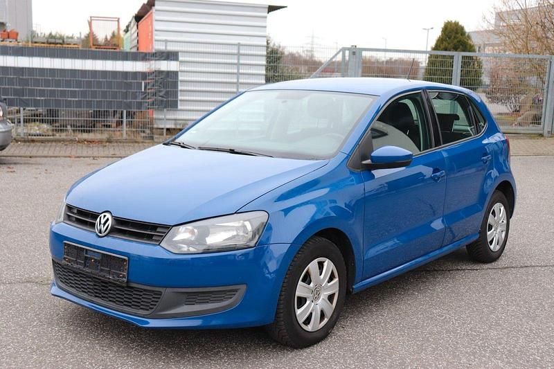 Blau Gebraucht 2013 VW Polo Trendline Kleinwagen | 4.490 € (Superpreis) - Bild 1/4