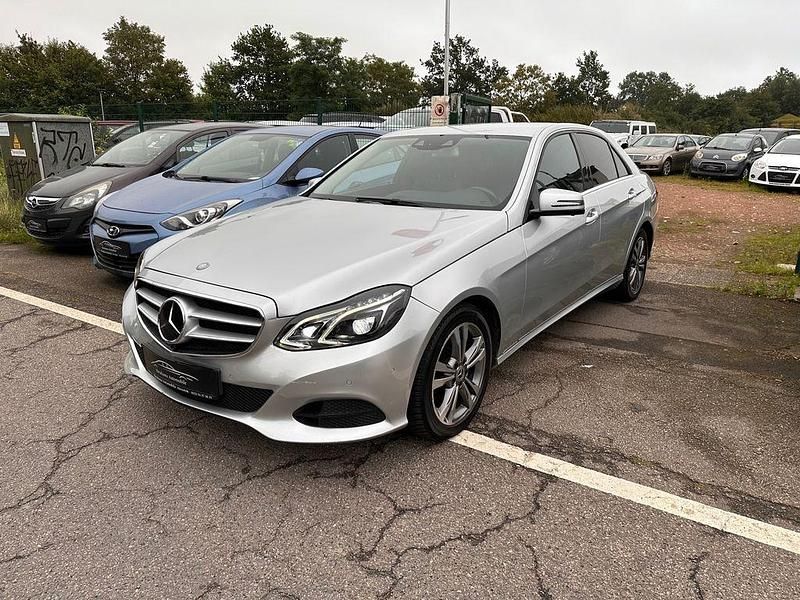 Other Gebraucht 2015 Mercedes E300 Limousine | 16.500 € (Guter Preis) - Bild 1/4