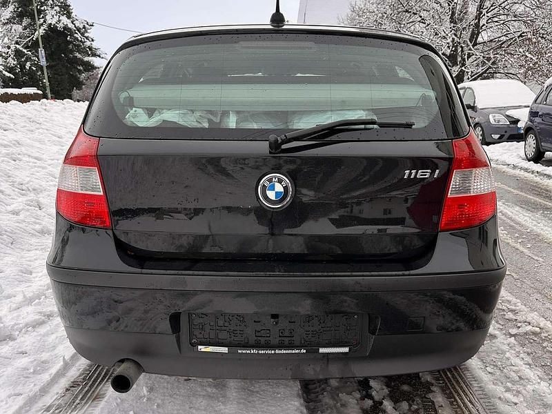 Gebraucht BMW 116 116 PS (85 kW) 2006 Schwarz Kleinwagen