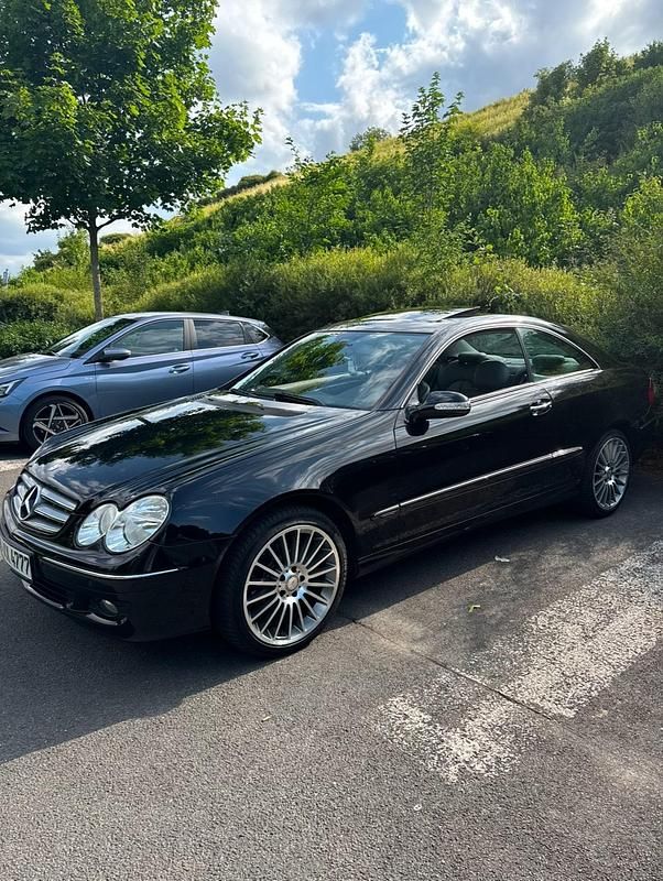 Schwarz Gebraucht 2007 Mercedes CLK280 Coupé | 6.800 € (Guter Preis) - Bild 1/4