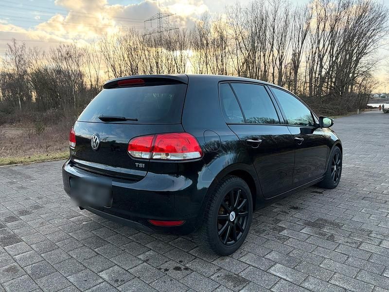 Gebraucht VW Golf VII 80 PS (58 kW) 2012 Schwarz Kleinwagen