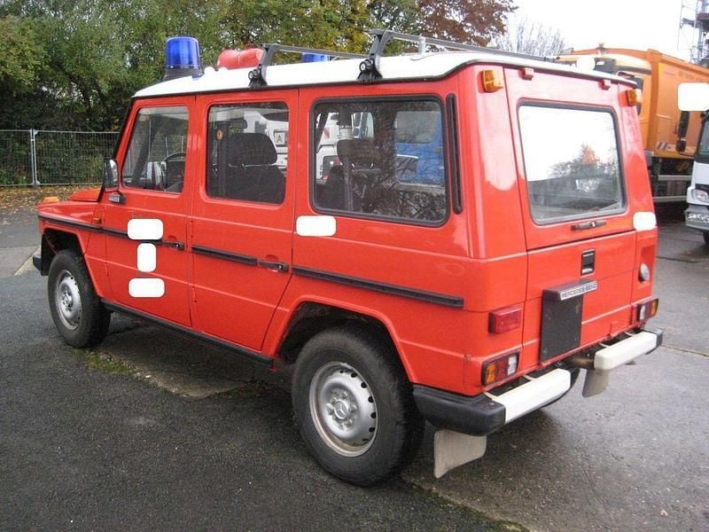 Gebraucht Mercedes G280 156 PS (114 kW) 1981 Rot SUV