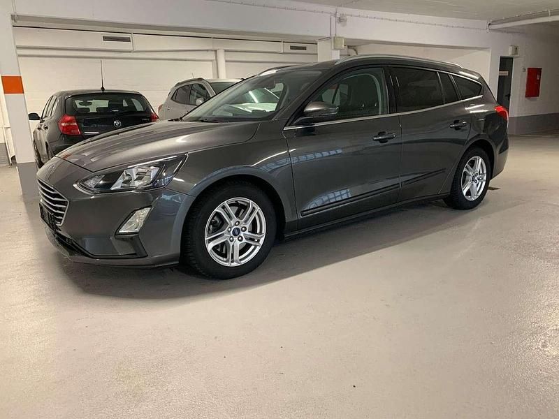 Second-hand Ford Focus 120 CP (88 kW) 2020 Gri Break