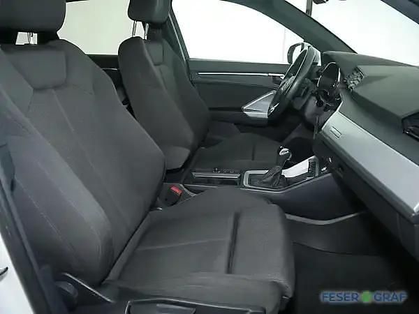 Gebraucht Audi Q3 Ambiente 245 PS (180 kW) 2022 Gletscherweiß SUV