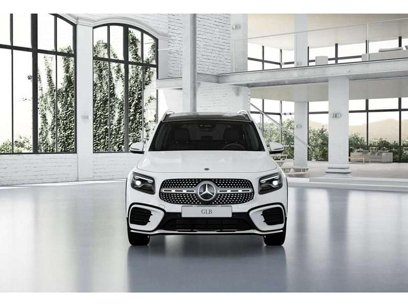 Gebraucht Mercedes GLB200 AMG 163 PS (119 kW) 2025 Weiss unilack polarweiss SUV