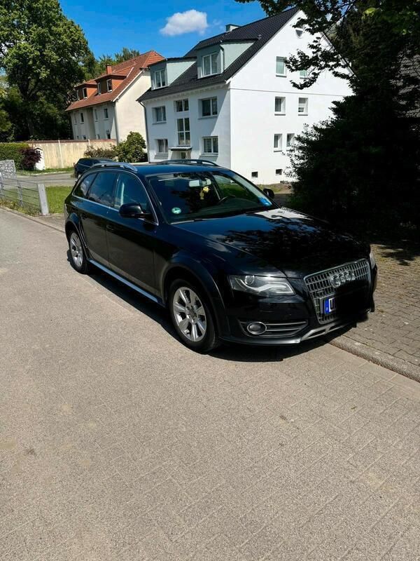Schwarz Gebraucht 2010 Audi A4 Kombi | 6.500 € (Fairer Preis) - Bild 1/4