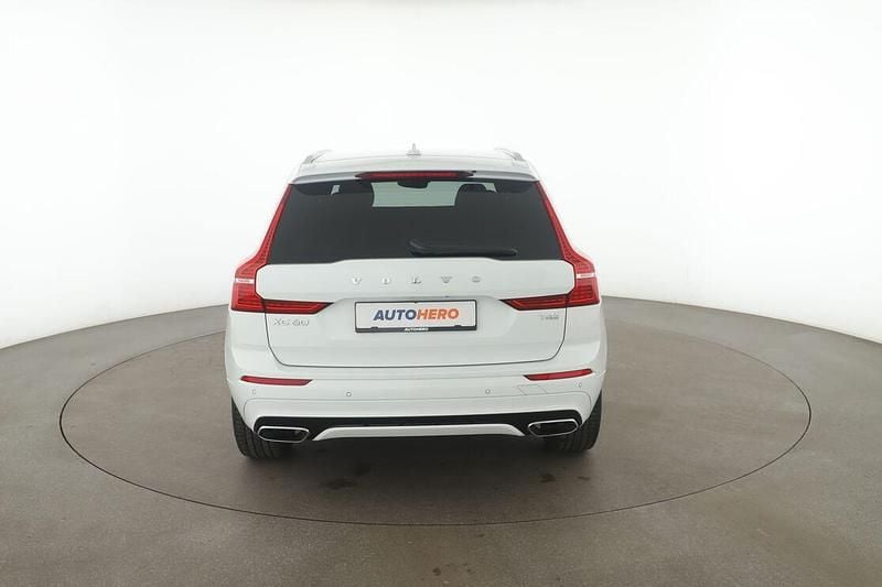 Gebraucht Volvo XC60 R-Design 190 PS (139 kW) 2019 Weiß SUV