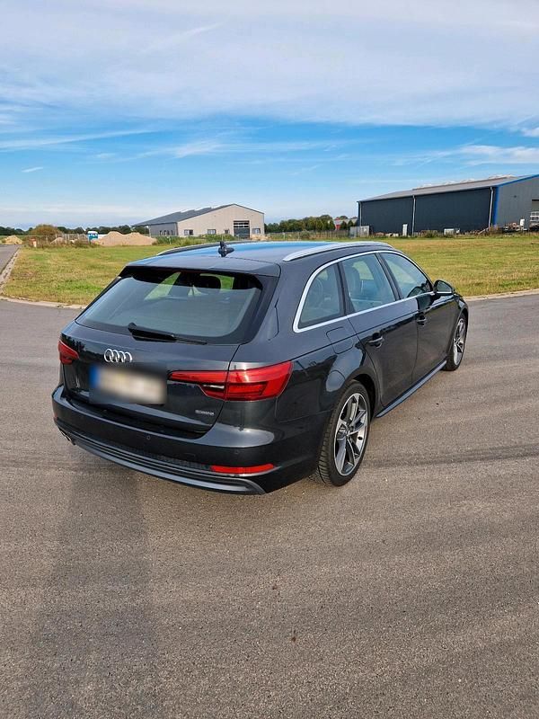 Gebraucht Audi A4 272 PS (200 kW) 2016 Grau Kombi