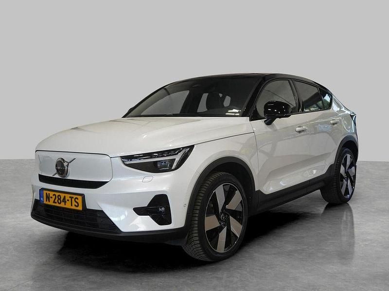 Weiß Gebraucht 2021 Volvo EC40 SUV | 31.340 € (Fairer Preis) - Bild 1/4
