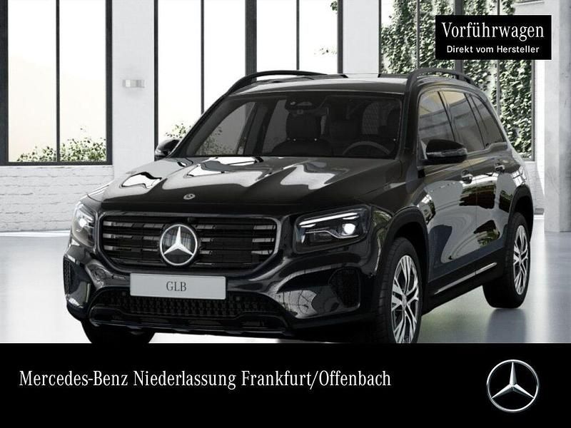 Nachtschwarz Gebraucht 2025 Mercedes GLB200 AMG SUV | 46.490 € (Etwas zu teuer) - Bild 1/4