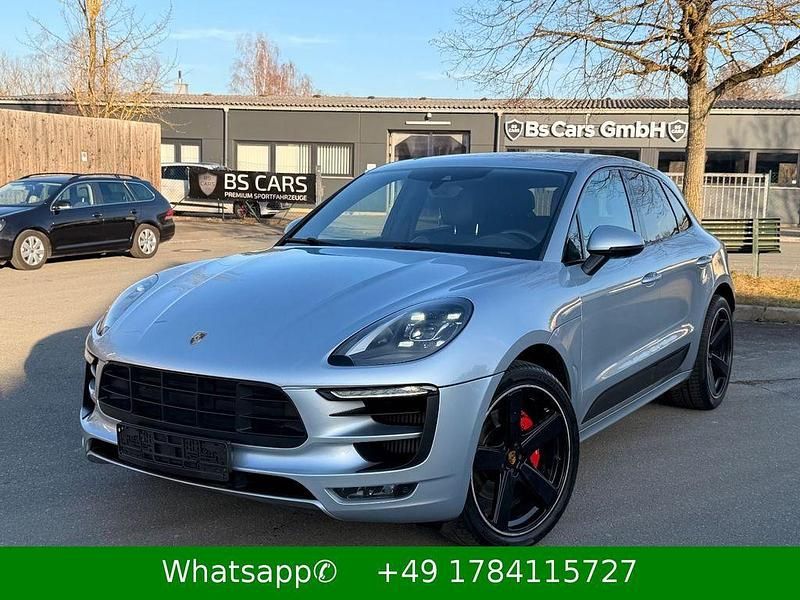 Silber Gebraucht 2015 Porsche Macan Turbo SUV | 28.950 € (Superpreis) - Bild 1/3