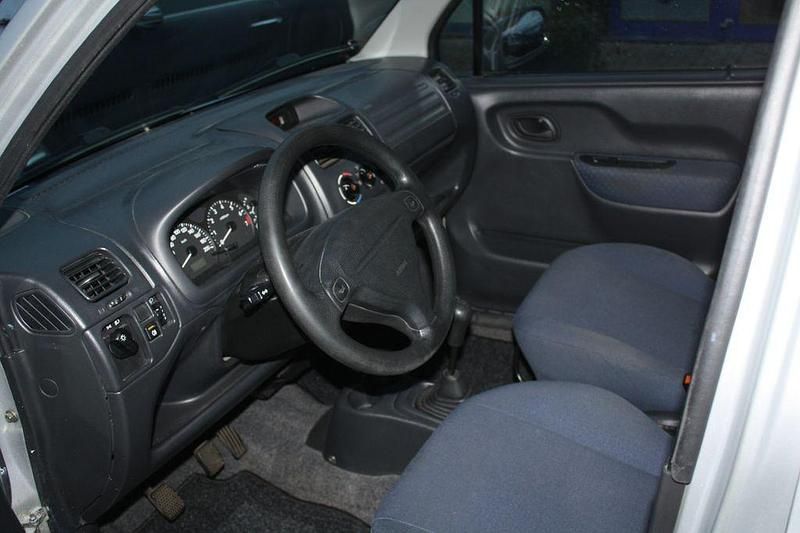 Gebraucht Suzuki Wagon R+ Club 94 PS (69 kW) 2003 Silber Kombi