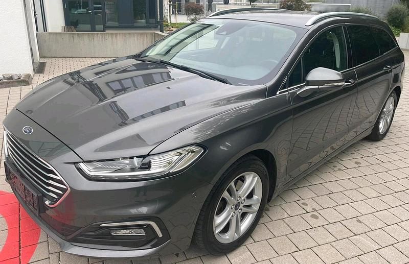 Grau Gebraucht 2019 Ford Mondeo Titanium Kombi | 15.000 € (Fairer Preis) - Bild 1/4