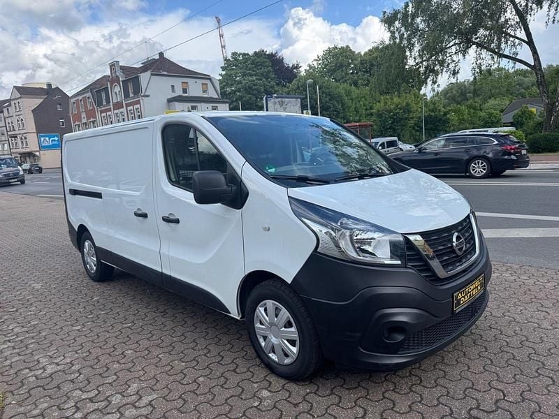 Gebraucht Nissan NV300 125 PS (91 kW) 2018 Weiß Van