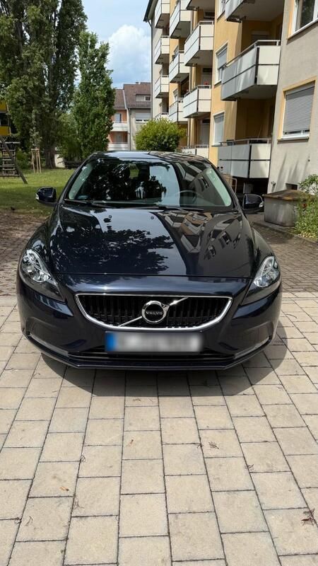 Blau Gebraucht 2016 Volvo V40 Kombi | 14.400 € (Fairer Preis) - Bild 1/4