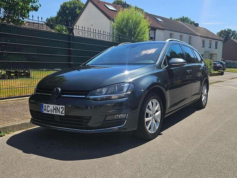 Carbon steel grey metallic Gebraucht 2016 VW Golf VII Allstar Kombi | 9.420 € (Fairer Preis) - Bild 1/4
