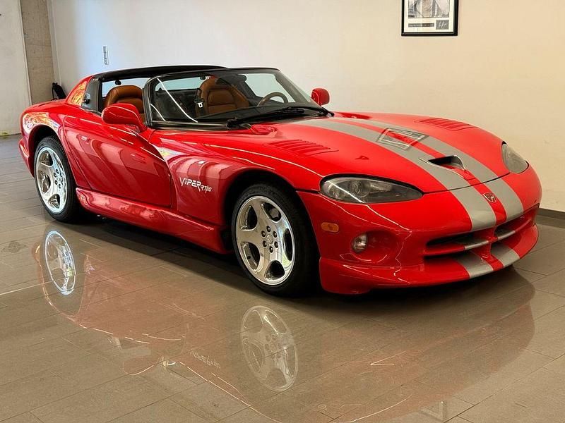 Rot Gebraucht 2001 Dodge Viper Cabrio | 68.000 € - Bild 1/4