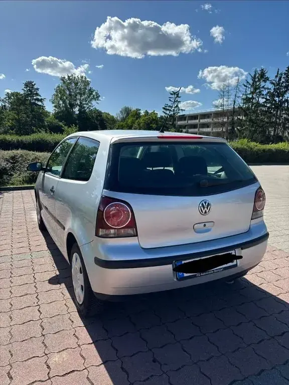 Gebraucht VW Polo Trendline 75 PS (55 kW) 2006 Silber Kleinwagen