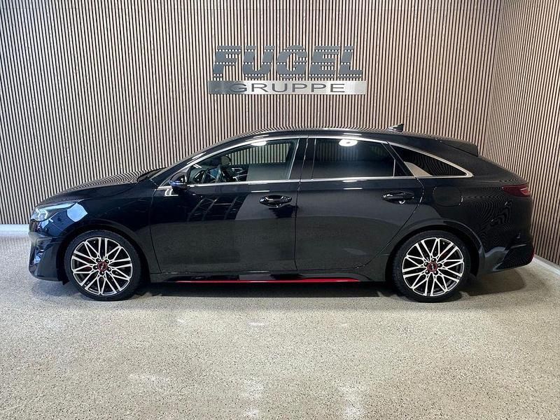 Gebraucht Kia ProCeed Comfort 204 PS (150 kW) 2022 (1k) zilinaschwarz met. Kombi