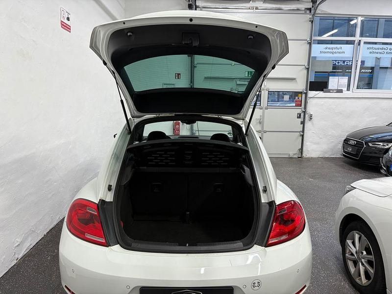 Gebraucht VW Beetle Cup 105 PS (77 kW) 2014 Weiß Kleinwagen