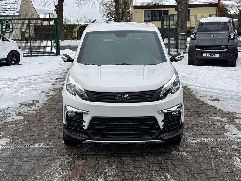 Second-hand Ligier JS60 2023 Alb Hatchback