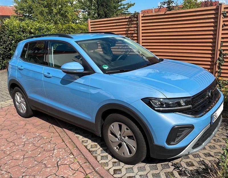 Blau Gebraucht 2024 VW T-Cross Life SUV | 19.100 € (Guter Preis) - Bild 1/4