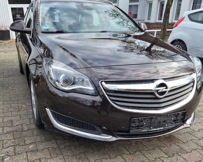 Gebraucht Opel Insignia Innovation 170 PS (125 kW) 2015 Braun Kombi