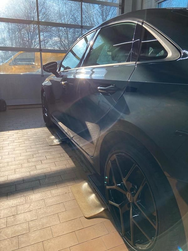 Gebraucht Audi A3 Ambiente 150 PS (110 kW) 2023 Grau Limousine