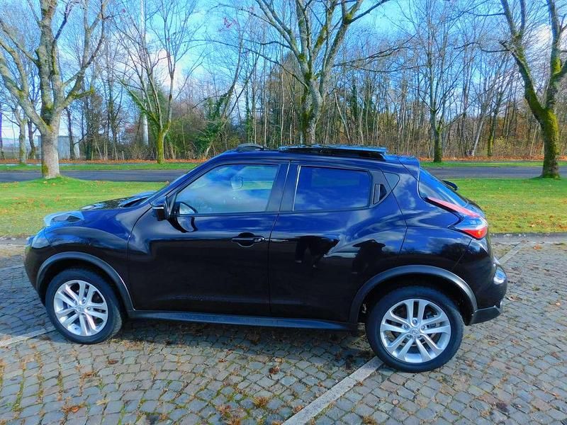 Gebraucht Nissan Juke Acenta 117 PS (86 kW) 2015 Garnet black (m) SUV