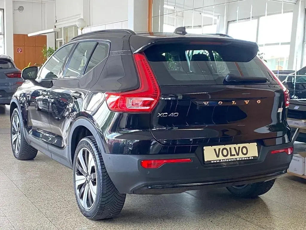 Gebraucht Volvo XC40 Ultimate 185 kW (252 PS) 2023 Schwarz SUV