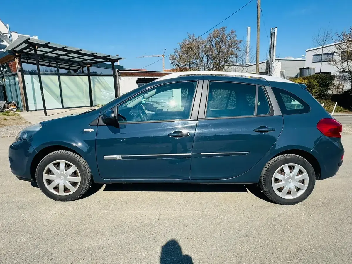 Second-hand Renault Clio IV 103 CP (75 kW) 2012 Gri Berlinǎ