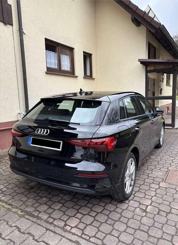 Gebraucht Audi A3 e-tron Basis 150 PS (110 kW) 2021 Schwarz Kleinwagen