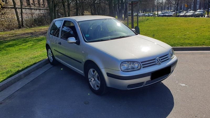 Gebraucht VW Golf IV 75 PS (55 kW) 2002 Silber Limousine