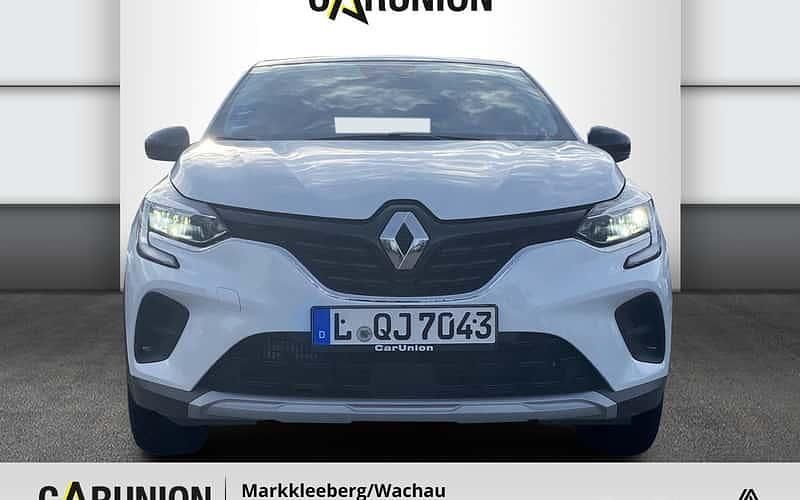 Gebraucht Renault Captur Equilibre 140 PS (102 kW) 2022 Perlmuttweiß metallic SUV