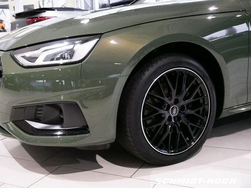 Gebraucht Audi A4 Advanced Plus 136 PS (100 kW) 2022 Grün Limousine