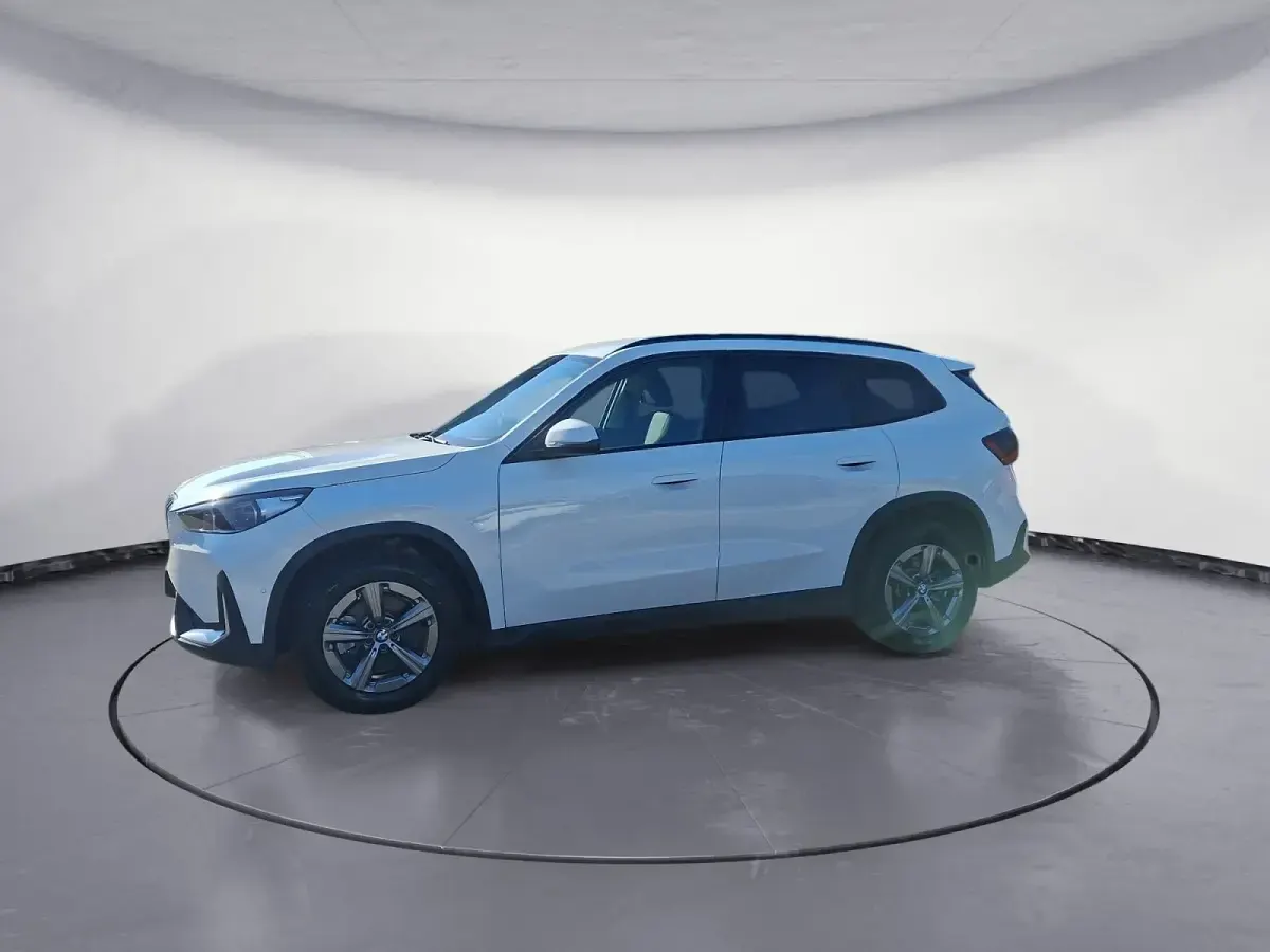 Używany BMW X1 156 KM (114 kW) 2025 Biały SUV