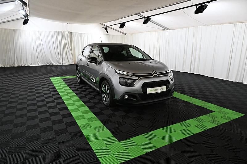 Gebraucht Citroën C3 110 PS (80 kW) 2024 Grau Limousine