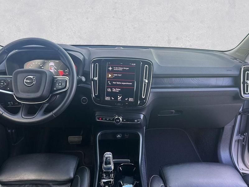 Gebraucht Volvo XC40 Plus 261 PS (191 kW) 2022 Silber SUV