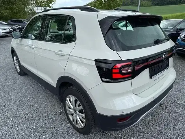 Gebraucht VW T-Cross Life 110 PS (80 kW) 2023 Grau SUV