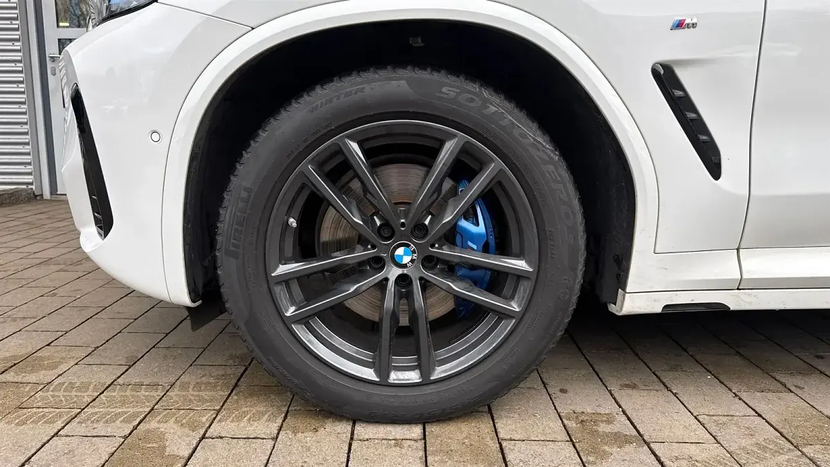 Gebraucht BMW X3 Efficient Dynamics 340 PS (250 kW) 2023 Alpinweiß uni SUV