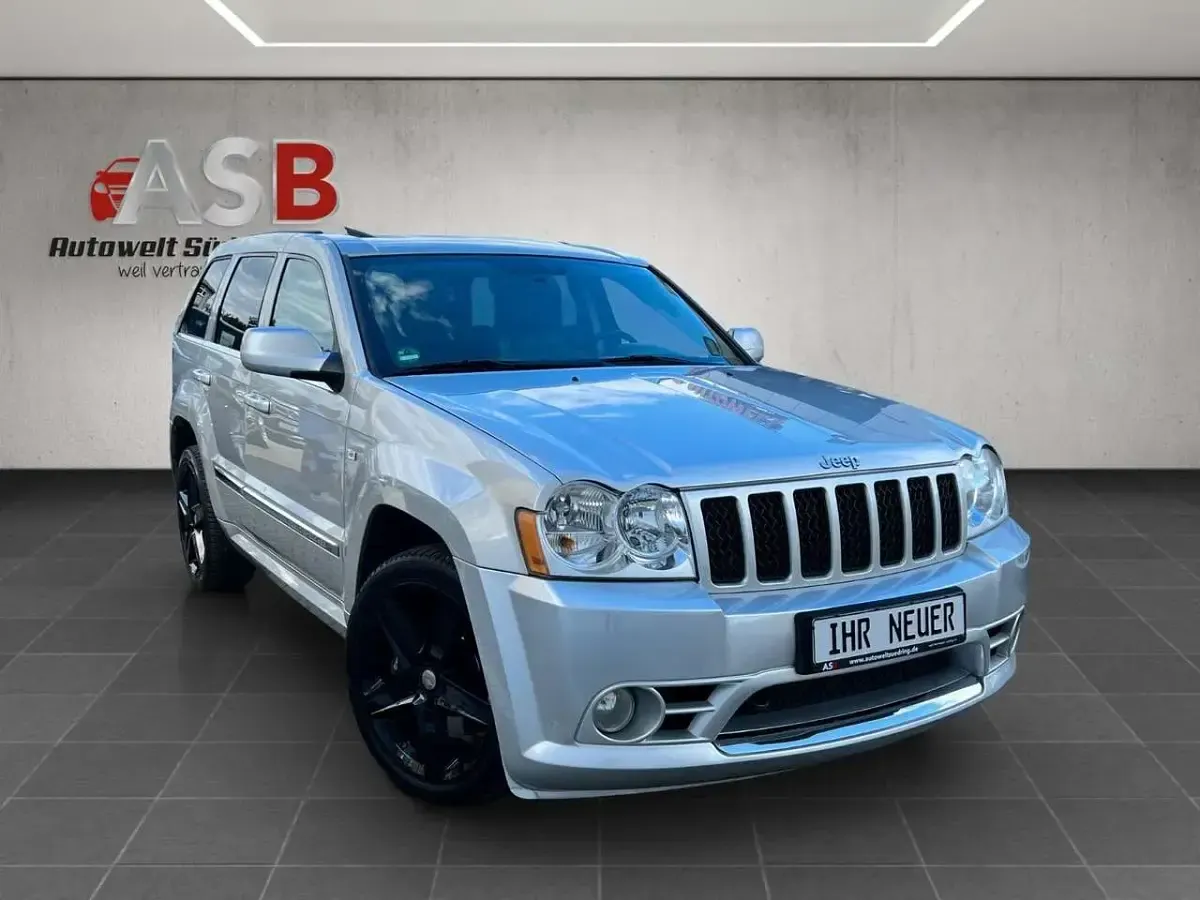 Gebraucht Jeep Grand Cherokee SRT8 426 PS (313 kW) 2007 Bright silver metallic clear c SUV
