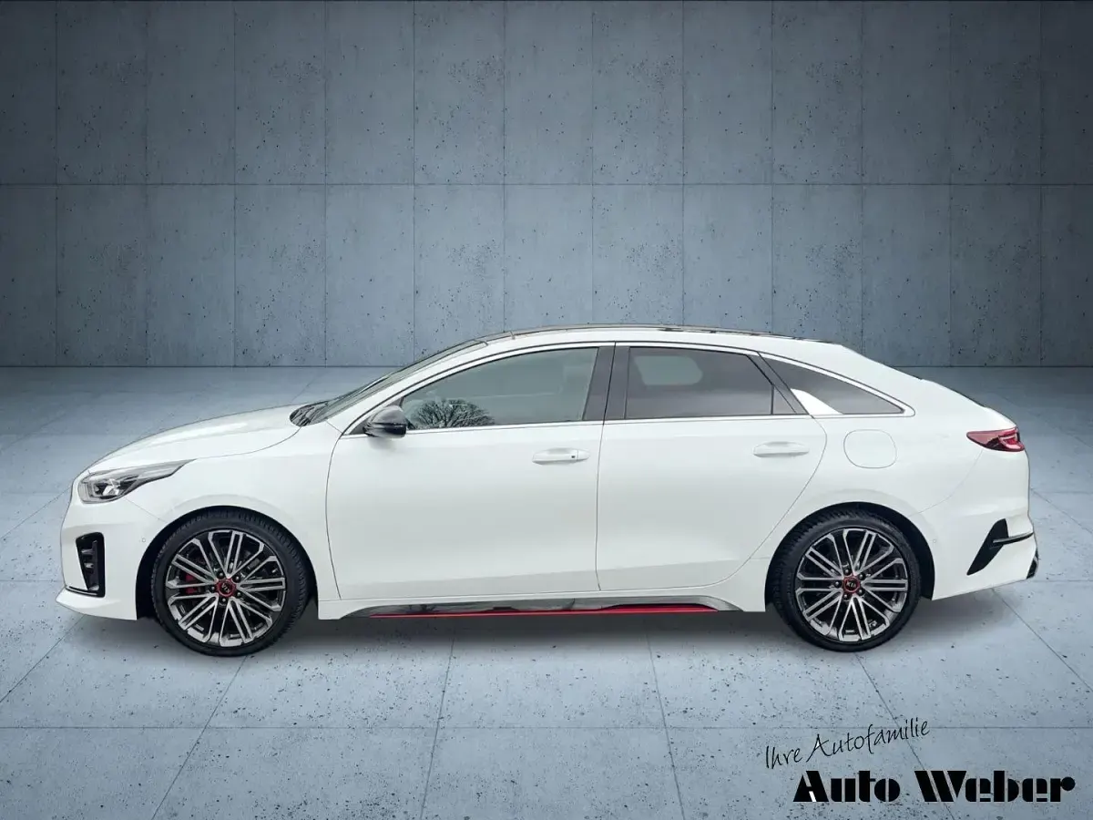 Używany Kia ProCeed GT 204 KM (150 kW) 2021 Biały Kombi